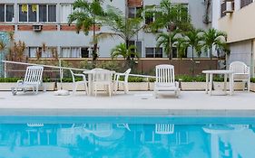 Flat Posto 6 com Piscina - Copacabana